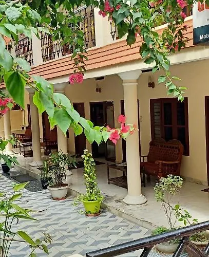 Marina Guest House