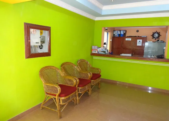 Hotel Thushara