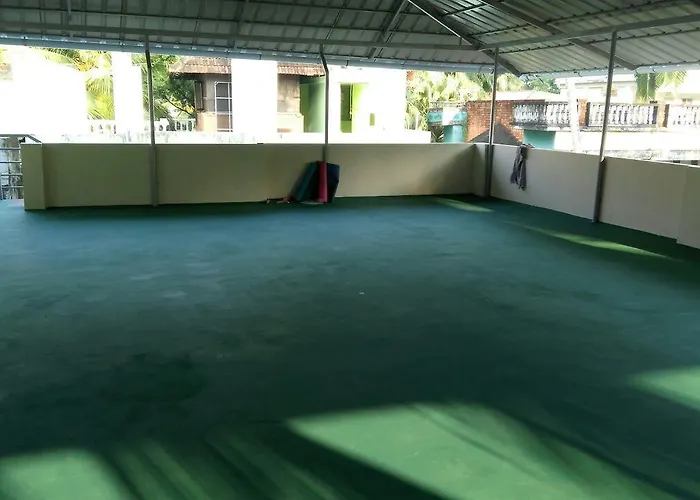 Marina guest house